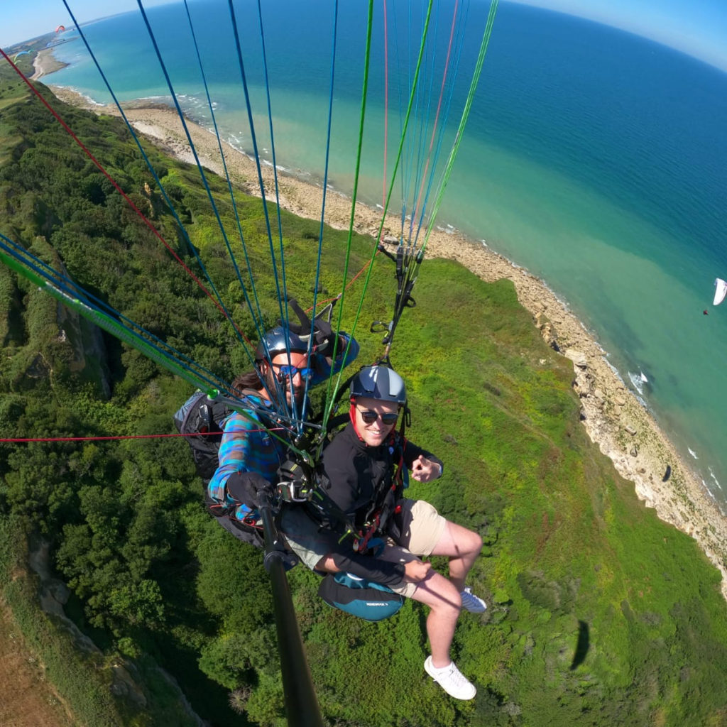 Baptême de l'air en parapente sur la côte normande