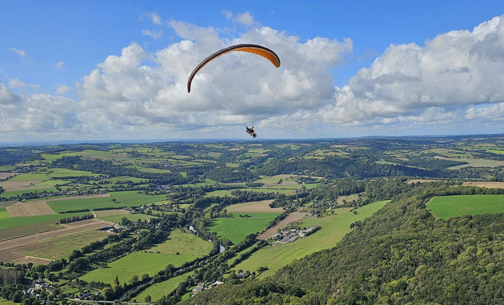 tandem paraglider normandy